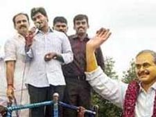 వైయస్ జగన్ నోట ఎన్టీఆర్ మాట: చంద్రబాబుపై ధ్వజం