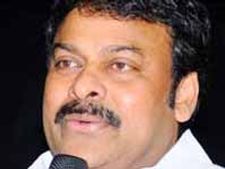 ఎన్ని దీక్షలు చేసినా రైతులు చంద్రబాబును నమ్మరు: చిరంజీవి