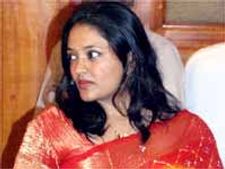 స్వామి నిత్యానందతో రాసలీలపై నటి రంజిత బుకాయింపు?
