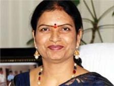 హత్య కుట్రపై డికె అరుణ డోంట్‌కేర్: లైట్‌గా తీసుకున్న మంత్రి 