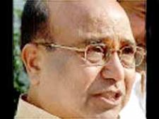 కాంగ్రెసులో జగన్‌కు చోటు లేదు, కేసులున్నాయి: శంకరరావు
