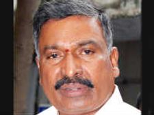 సిఎంగా కిరణ్‌ను దించేందుకు ఏం చేయాలో చేస్తా: పెద్దిరెడ్డి