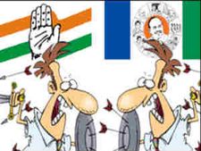 కాంగ్రెసు, జగన్ వర్గాల మధ్య రాళ్ల వర్షం: సిద్దారెడ్డిగారిపల్లెలో పరిస్థితి ఉద్రిక్తం
