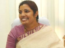 తెలంగాణపై నేను అలా అనలేదు: కేంద్ర మంత్రి దగ్గుబాటి పురంధేశ్వరి