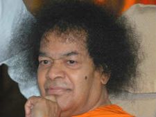 సత్యసాయి వారసుడు సత్యజిత్: మందిరంలో బయటపడ్డ బాబా వీలునామా?