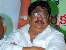 చెన్నైలో తెలుగు సినీ నిర్మాత సి. కళ్యాణ్ అరెస్టు