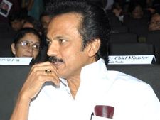జయలలిత ప్రతాపం, మాజీ డిసిఎం స్టాలిన్ అరెస్టు