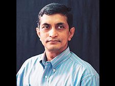 అన్నాహజారే, జగన్‌లతో విభేదించిన లోక్‌సత్తా జెపి!