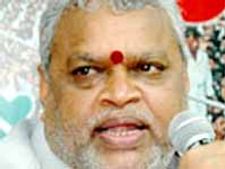 ముఖ్యమంత్రి రాజీనామాకు ఎర్రన్నాయుడు డిమాండ్