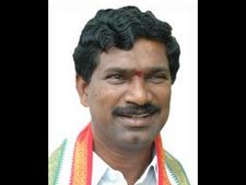 మళ్లీ కాంగ్రెసు తెలంగాణ ఎమ్మెల్యే రాజయ్య రాజీనామా
