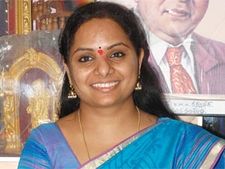 యాష్కీ సీటుకు కవిత ఎసరు?