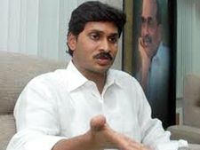 ఎమ్మెల్యేలు జగన్‌ను వీడడానికి ఆయన తీరే కారణమా?