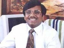 తెలంగాణ ఉప ఎన్నికల్లో కాంగ్రెసు పోటీ వద్దు: వివేక్