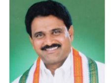 ఆపదలో ఆదిత్యుడి వద్దకు!: అరసవల్లిలో మోపిదేవి