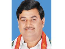 సోదరుడు పోటీ చేసినా గెలుస్తాను: జగన్ వర్గం ధర్మాన