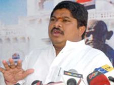  సీమాంధ్ర ఆకాంక్ష మేరకే రాయపాటి ఉద్యమం: పొన్నం