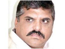 తెలంగాణ ఇస్తామనలేదు, జగన్ వల్లే బైపోల్స్: బొత్స