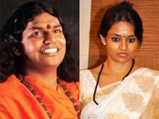 రాసలీలల సీడిల్లో మేం కాదు: రంజితతో నిత్యానంద