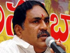 జగన్‌కు, మాకే పోటీ, తెలంగాణ కోసం ఒత్తిడి: ఎర్రబెల్లి