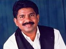 వైయస్ నన్నూ బెదిరించారు: మందకృష్ణ మాదిగ