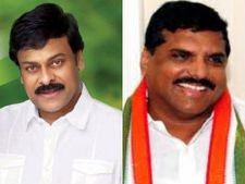 కొడుక్కోసం విజయమ్మ కుట్ర: బొత్స, షర్మిలపై చిరు ఫైర్