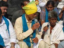 పాదయాత్ర: మాట్లాడుతూ సొమ్మసిల్లిన చంద్రబాబు