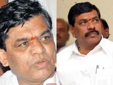 ఇద్దరు మంత్రుల కొడుకులపై యువజన కాంగ్రెస్ వేటు