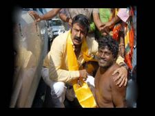 కోల్డ్‌వార్: బాలకృష్ణ విజిట్, వల్లభనేని వంశీ డుమ్మా