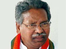 అసంతృప్తి ఎఫెక్ట్: కావూరి సీటుపై నాగేశ్వర రావు కన్ను
