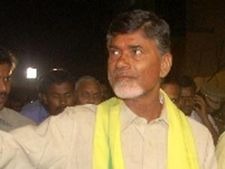 కుర్చీ ఇవ్వలేదని జగన్ పార్టీ పెట్టాడు: చంద్రబాబు