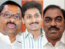 ఇద్దరు మంత్రుల తీరే వైయస్ జగన్‌కు వరం
