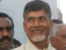 జగన్ ఆదర్శమైతే జేబుదొంగలే, కిరణ్ జాబ్స్‌ చిట్టా: బాబు