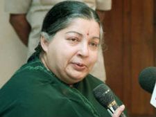  వారు ఆడితే ఐపిఎల్ మ్యాచ్‌లు జరగనివ్వం: జయలలిత