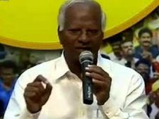 అలక వీడిన కడియం: టిడిపిని వీడనని ప్రకటన
