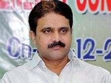 గుంటారు జిల్లా టాక్: జగన్ పార్టీలోకి మోపిదేవి?