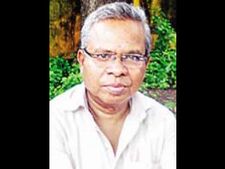 మాజీ ఎంపి బాబూరావుకు మూడు నెలలు జైలు