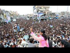  లోకేష్‌కోసం హరికి బాబు ద్రోహం: షర్మిల(టూర్ పిక్చర్స్)