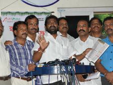 కుట్ర బయటపెడ్తాం: గౌడ్, లెక్క తేల్చింది కిరణే: విఠల్