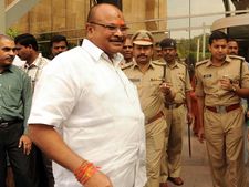 'కాబోయే సిఎం కన్నా': గుంటూరులో ఫ్లెక్సీ కలకలం