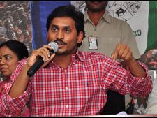 టిలో జగన్ పర్యటన: 5 నుండి ఓదార్పు, ఏం చెప్తారు?