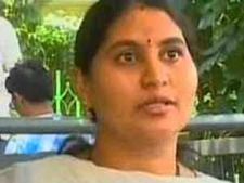 ఎమ్మెల్యే చంద్రావతి అరెస్ట్, ఆలోచించాలని నారాయణ