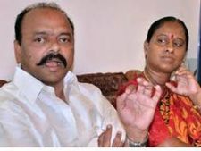టిఆర్ఎస్‌ వైపు కొండా దంపతుల చూపు: టికెట్‌‌కు ఓకె