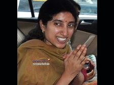 ప్రచారం: భర్త వైయస్ జగన్ కోసం వైయస్ భారతి