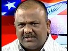 హత్య కేసు: యరపతనేనిని నిర్దోషిగా తేల్చిన కోర్టు