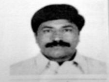గుండు ఫోటోతో..: గంగిరెడ్డికి ఉచ్చు, లుకౌట్ నోటీసులు