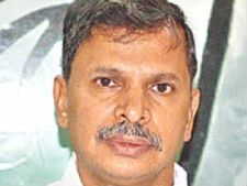 బీజేపీ వైపు చూస్తున్న కడప జిల్లా నేత తులసి రెడ్డి
