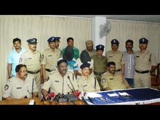 హత్య కేసుల్లో దంపతుల అరెస్టు (ఫొటోలు)
