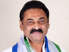 ఉద్రిక్తత: డిఎస్పీ ముందు భూమా నాగిరెడ్డి హాజరు