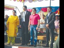 సందడే సందడి: పీఆర్ కండ్రిగకు సచిన్, భారీ బందోబస్తు