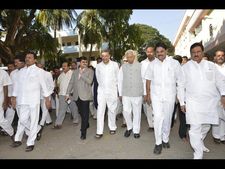 ఘనంగా సత్యసాయి జయంతి వేడుకలు (ఫోటోలు)